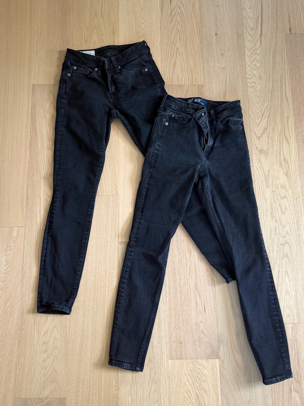 Two size 25/0 skinny jeans from Gap